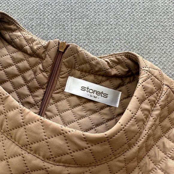 Storets Journey Embossed 2-Piece Set. - Picture 4 of 4